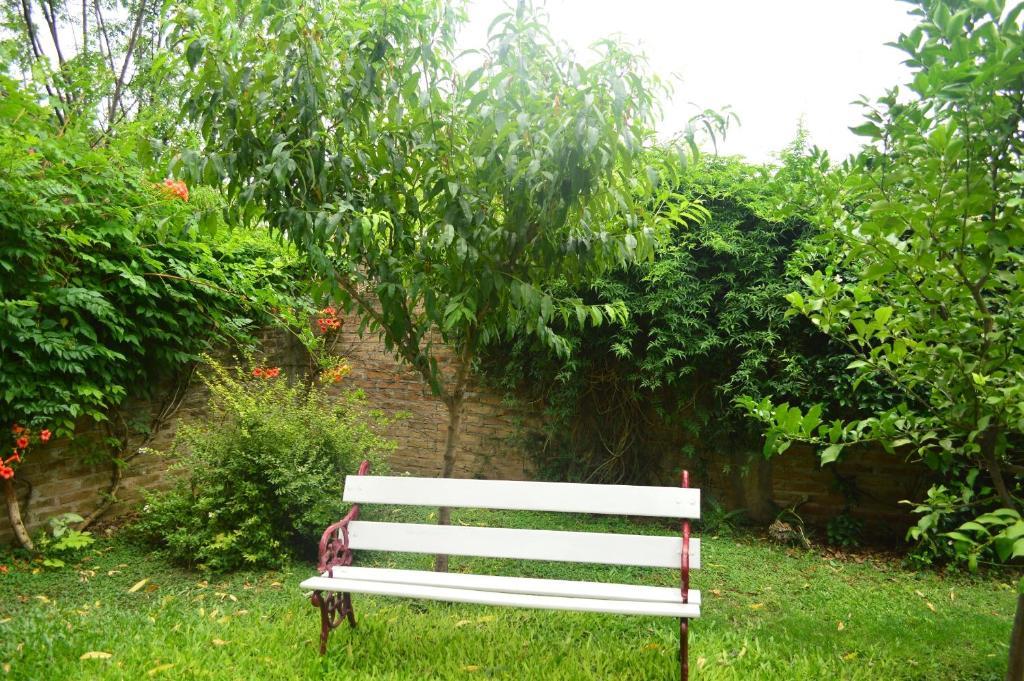 La Demorada Bed and Breakfast San Antonio de Areco Exteriör bild